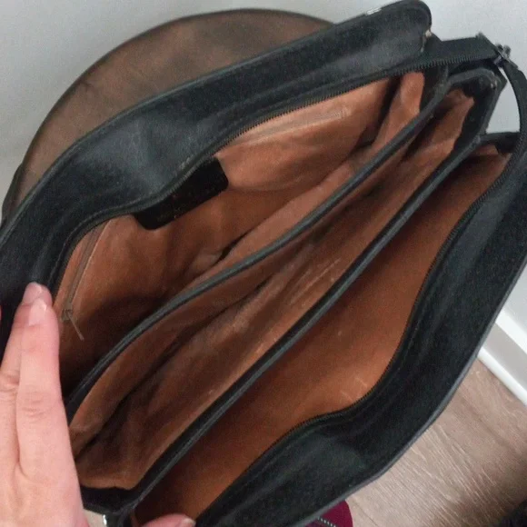 Authentic Vintage Gucci GG Monogram Supreme Sherry Web Ophidia Accordion Bag - Picture 7 of 9